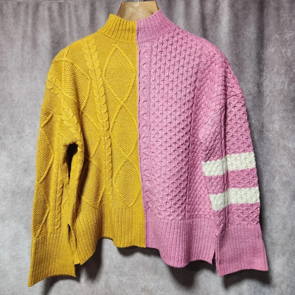 women's CENTRAL PARK WEST Savannah Two Faced Turtleneck pink/gold color block‎ S
